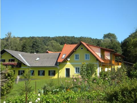 Fruehstueckspension Krump Bad Waltersdorf Bagian luar foto